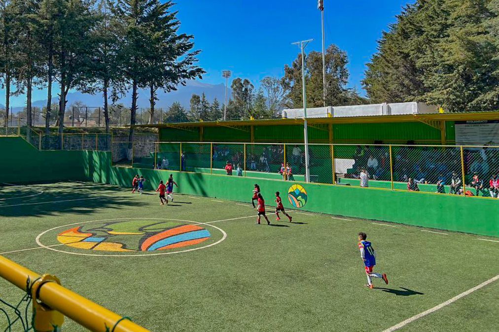 Invita gobierno de Huamantla a niñas y niños de Benito Juárez a inscribirse a la Escuela de Futbol Rápido
